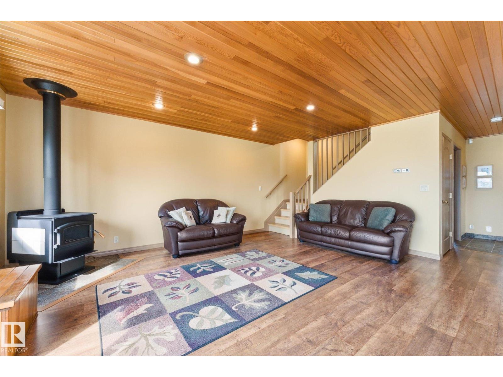 218 & 219 2nd Street Ross Haven - 15