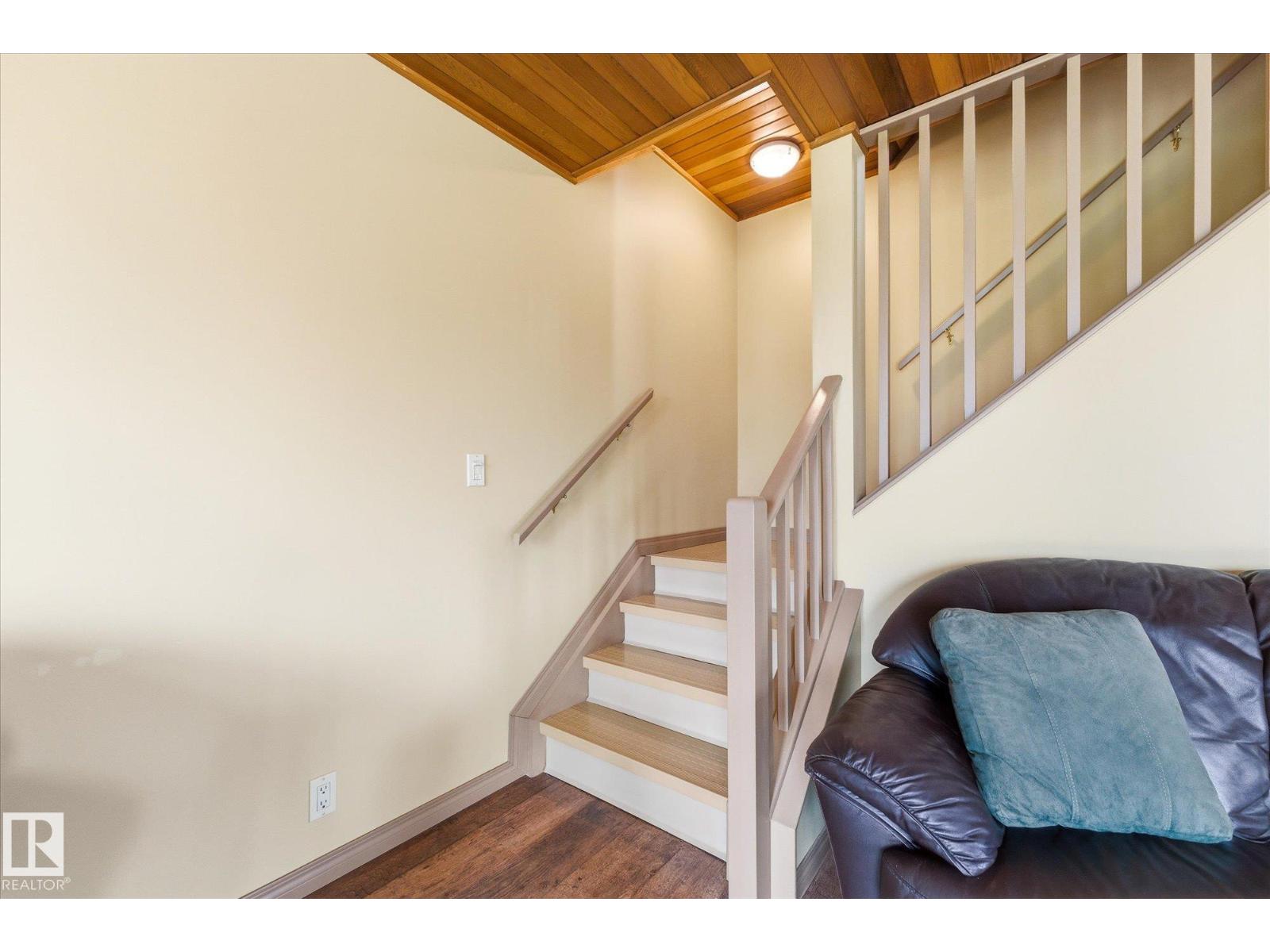 218 & 219 2nd Street Ross Haven - 29
