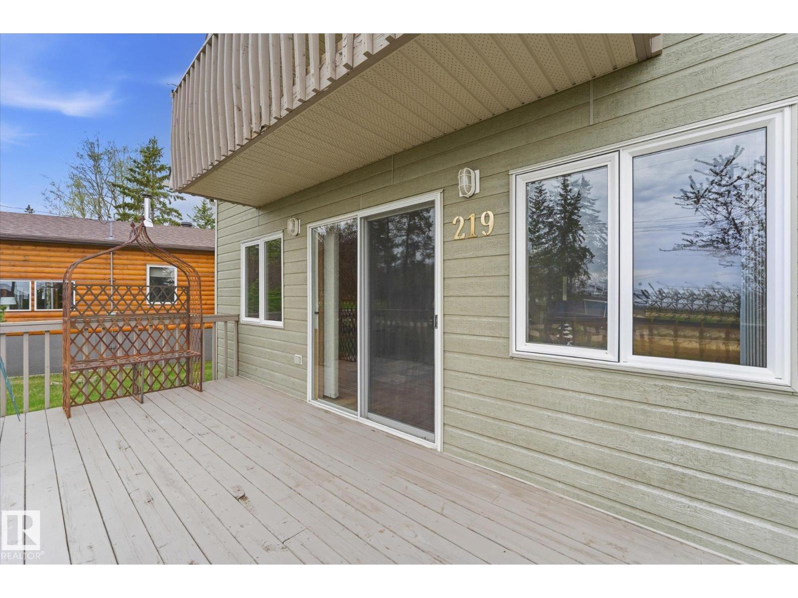 218 & 219 2nd Street Ross Haven - 44