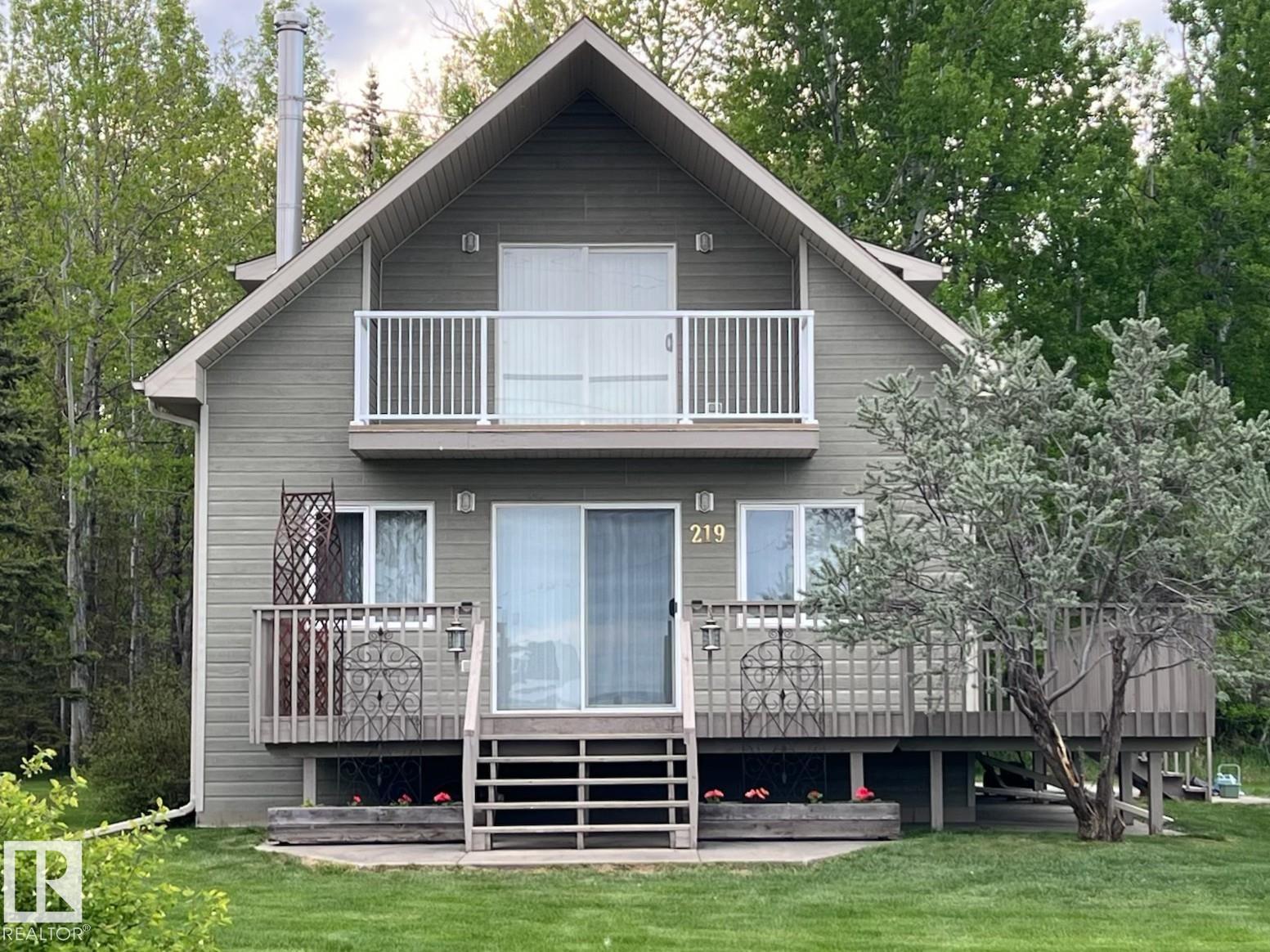 218 & 219 2nd Street Ross Haven - Image 2