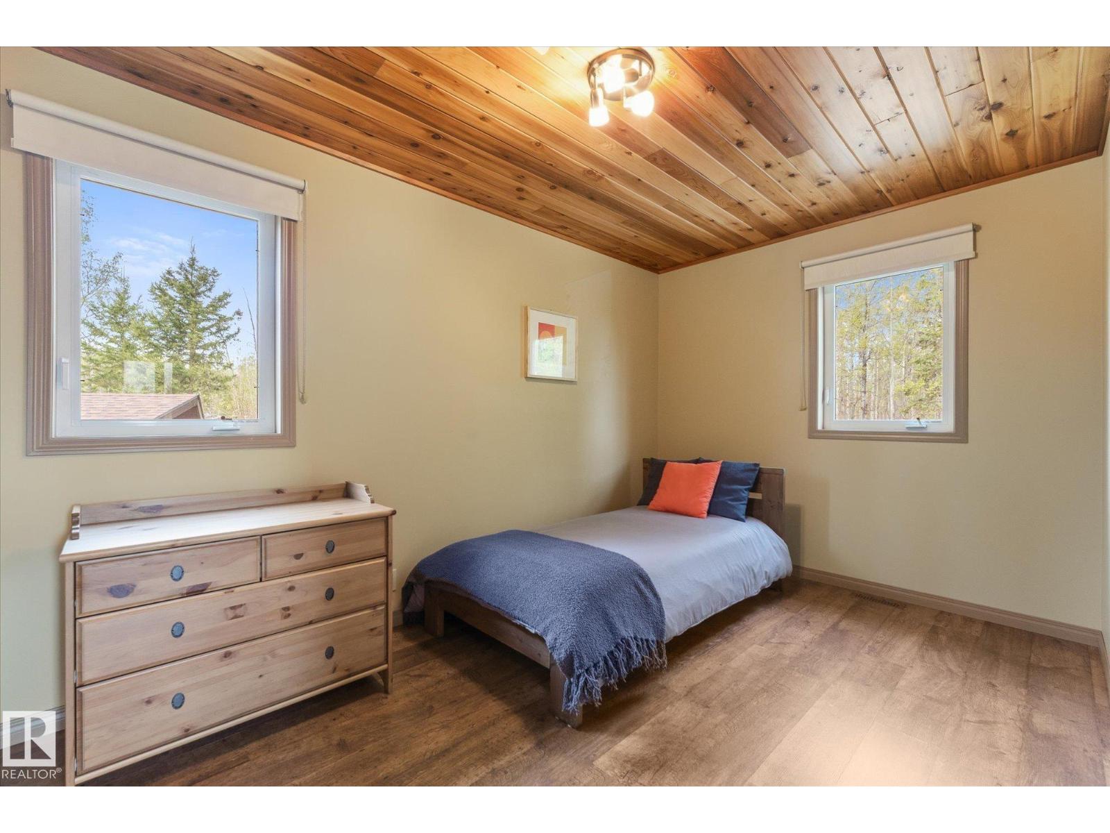 218 & 219 2nd Street Ross Haven - 37