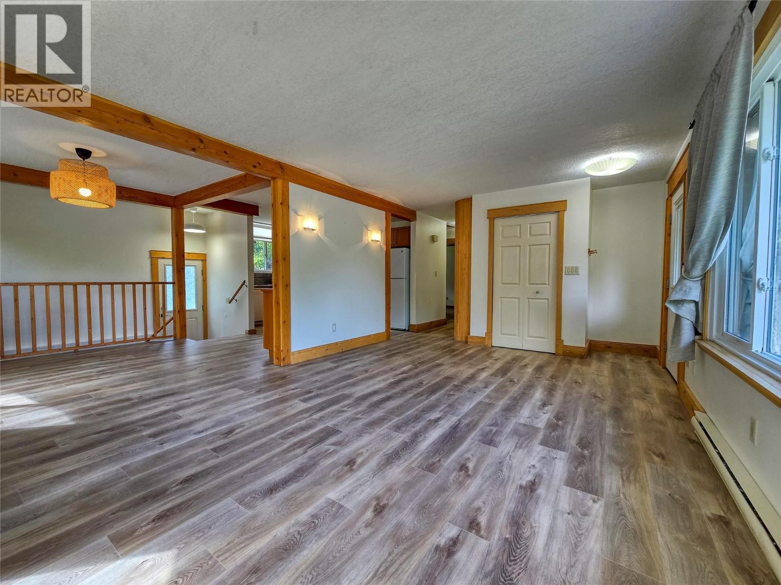 1502 10th Avenue, Invermere