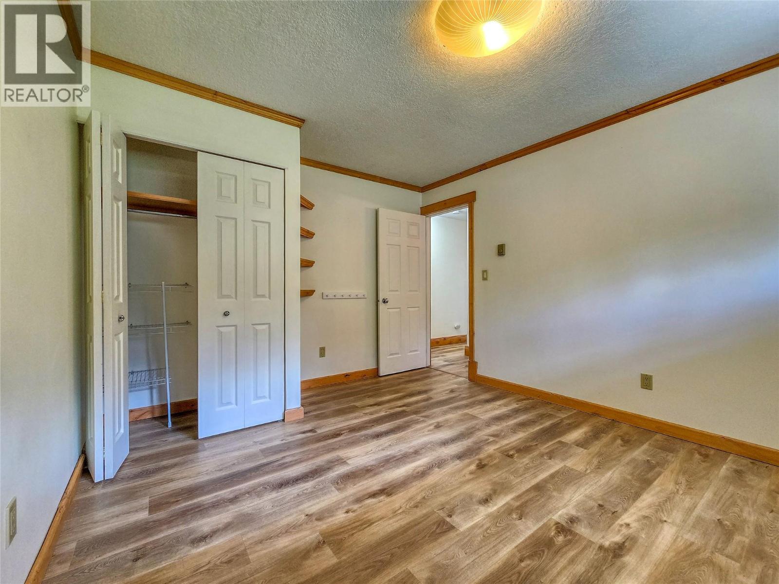 1502 10th Avenue, Invermere