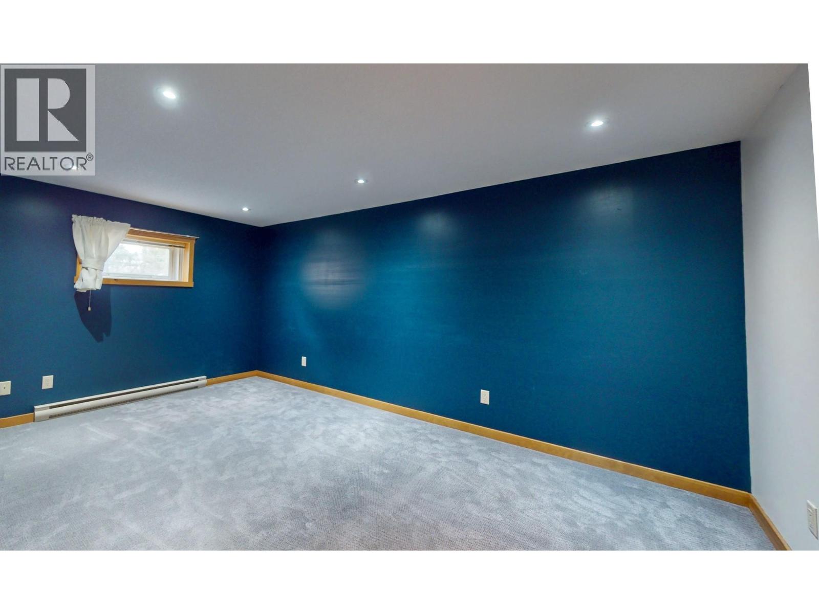 1502 10th Avenue, Invermere