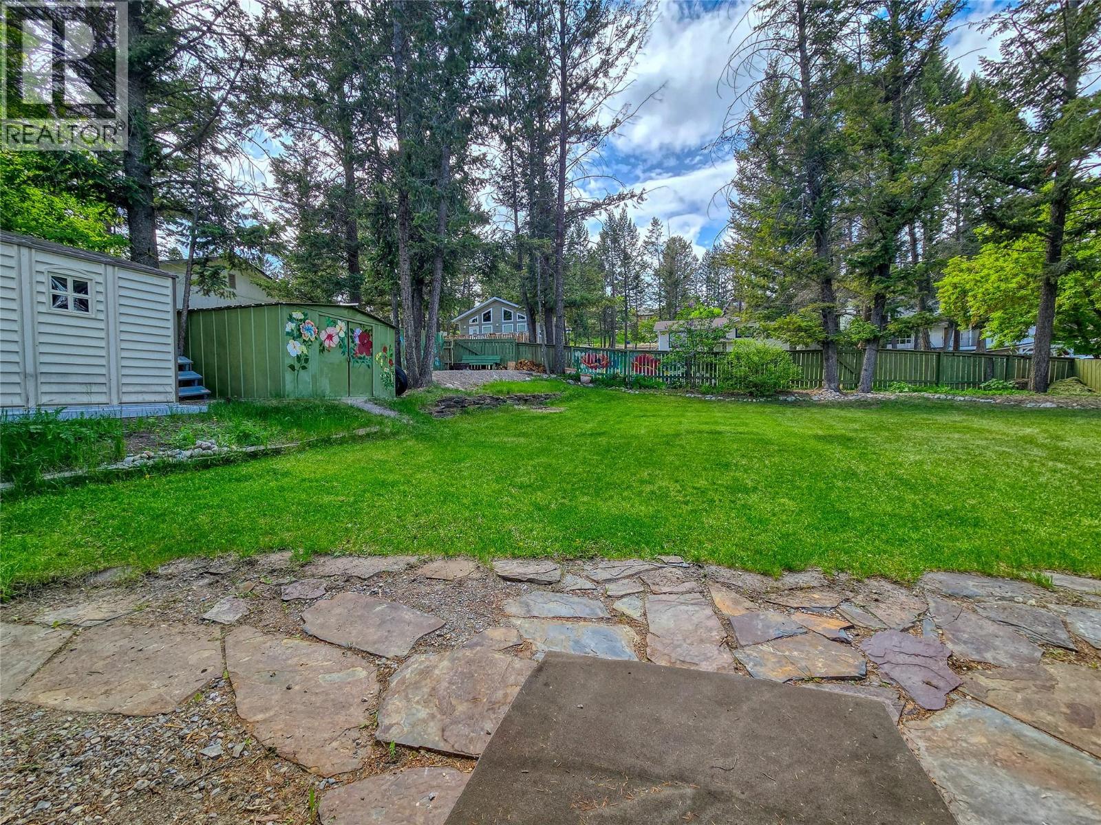 1502 10th Avenue, Invermere