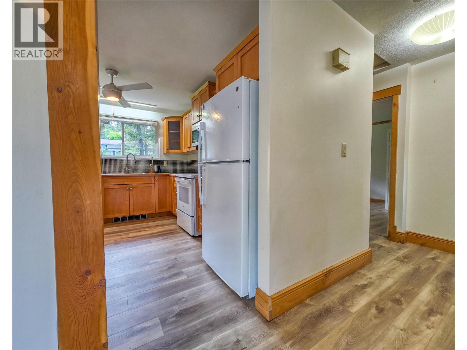 1502 10th Avenue, Invermere