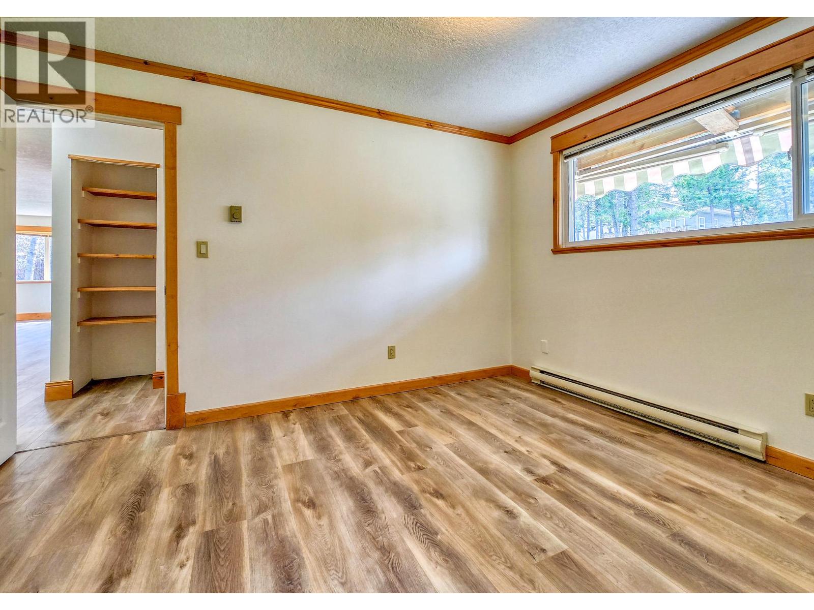 1502 10th Avenue, Invermere