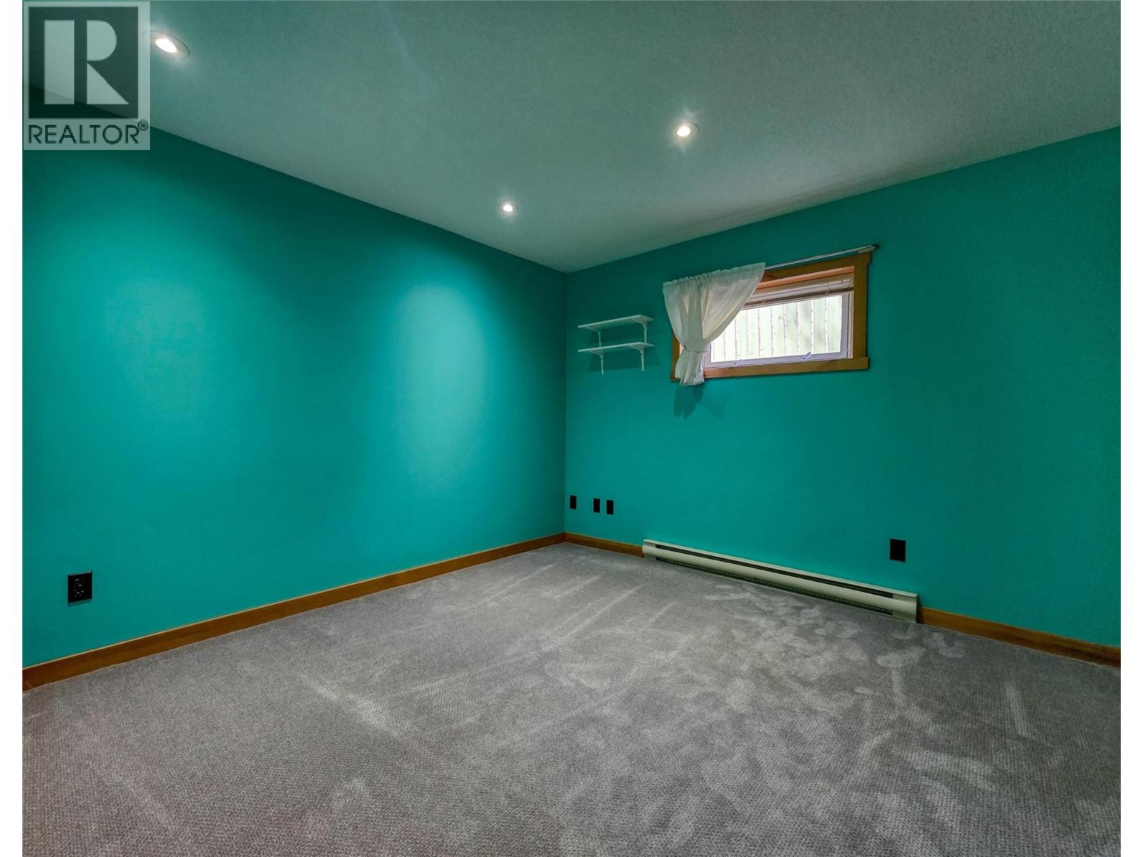 1502 10th Avenue, Invermere
