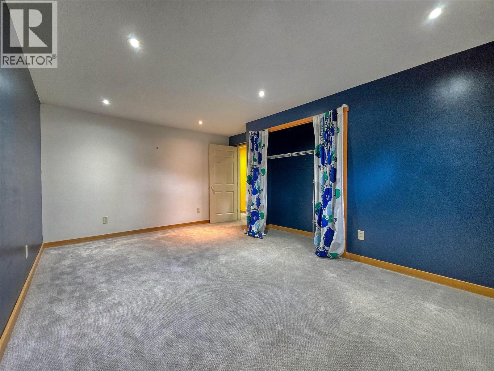 1502 10th Avenue, Invermere