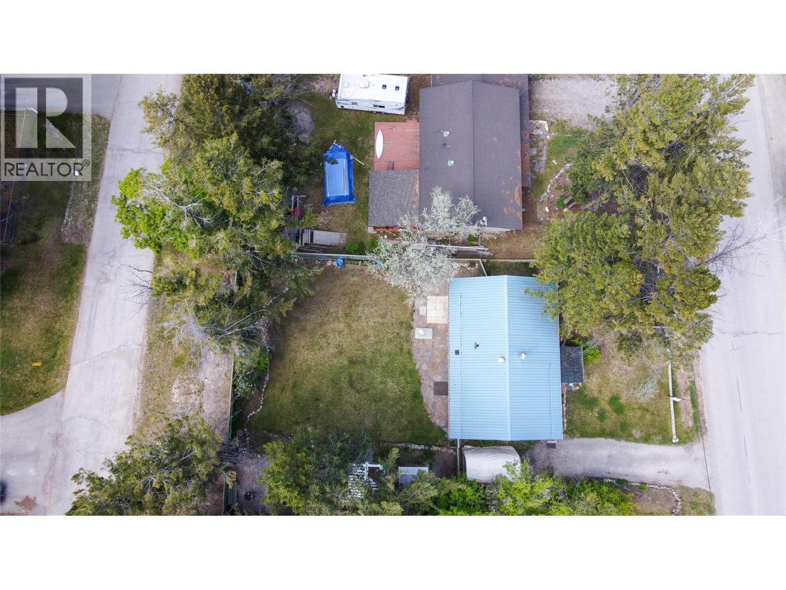 1502 10th Avenue, Invermere