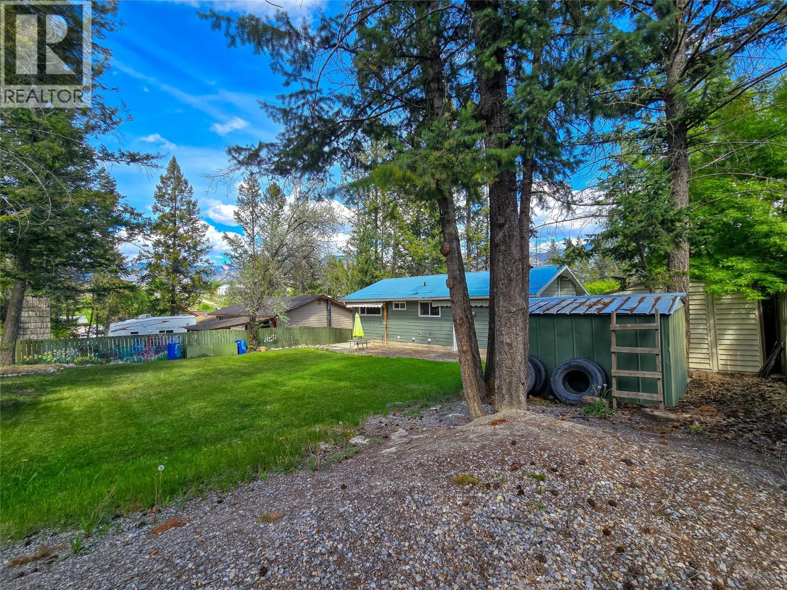 1502 10th Avenue, Invermere