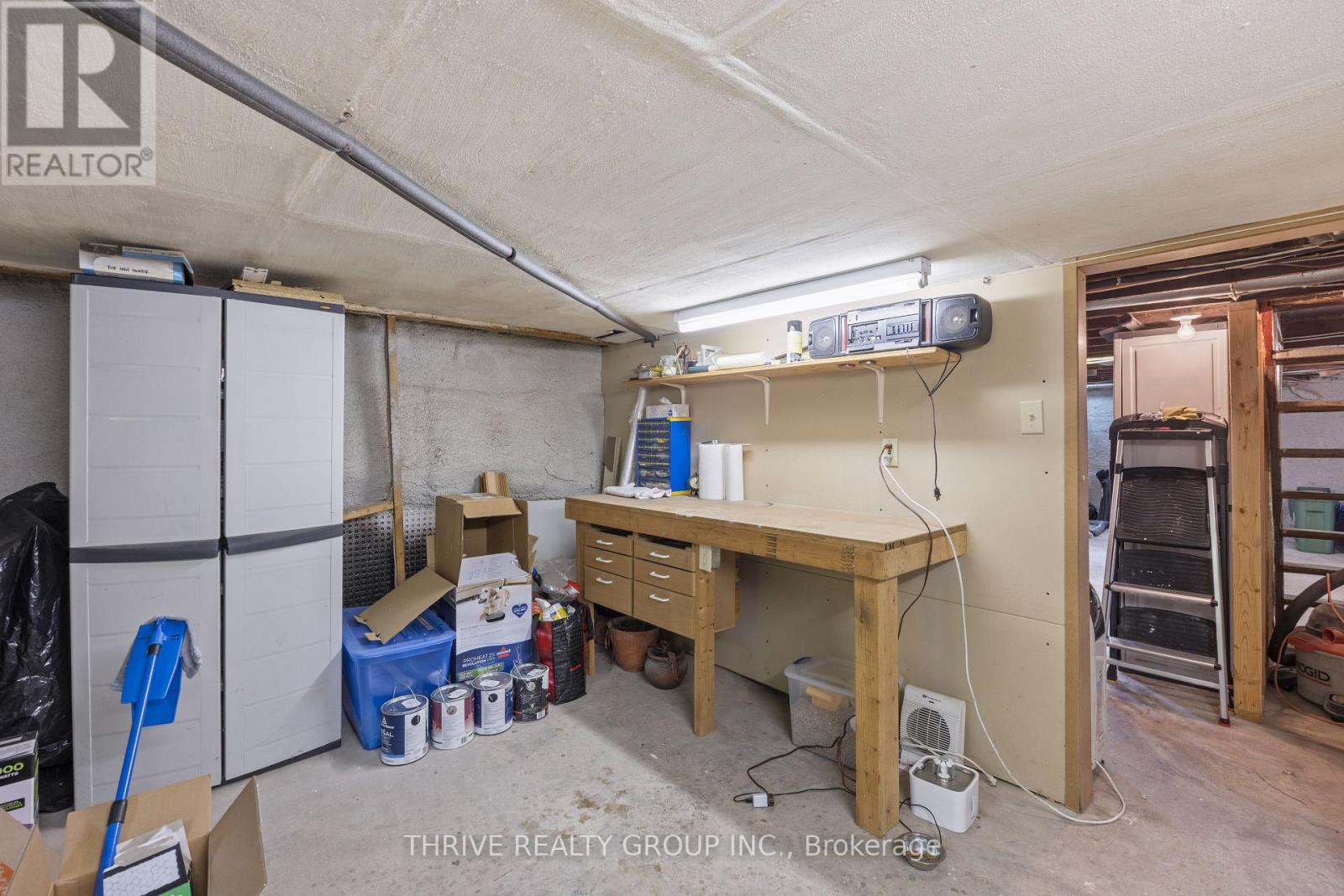 111 ALEXANDRA STREET - 37