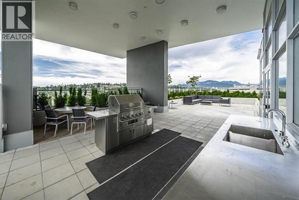 307 200 NELSON'S CRESCENT, New Westminster