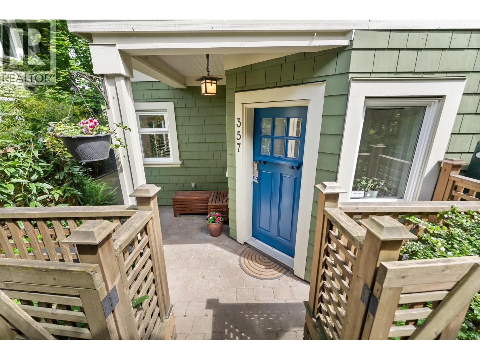 357 W 11TH Avenue - main photo