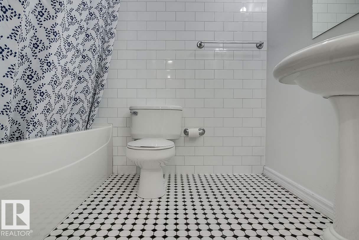 #808 10134 100 ST NW - 22