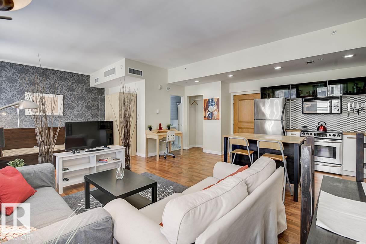 #808 10134 100 ST NW - 35