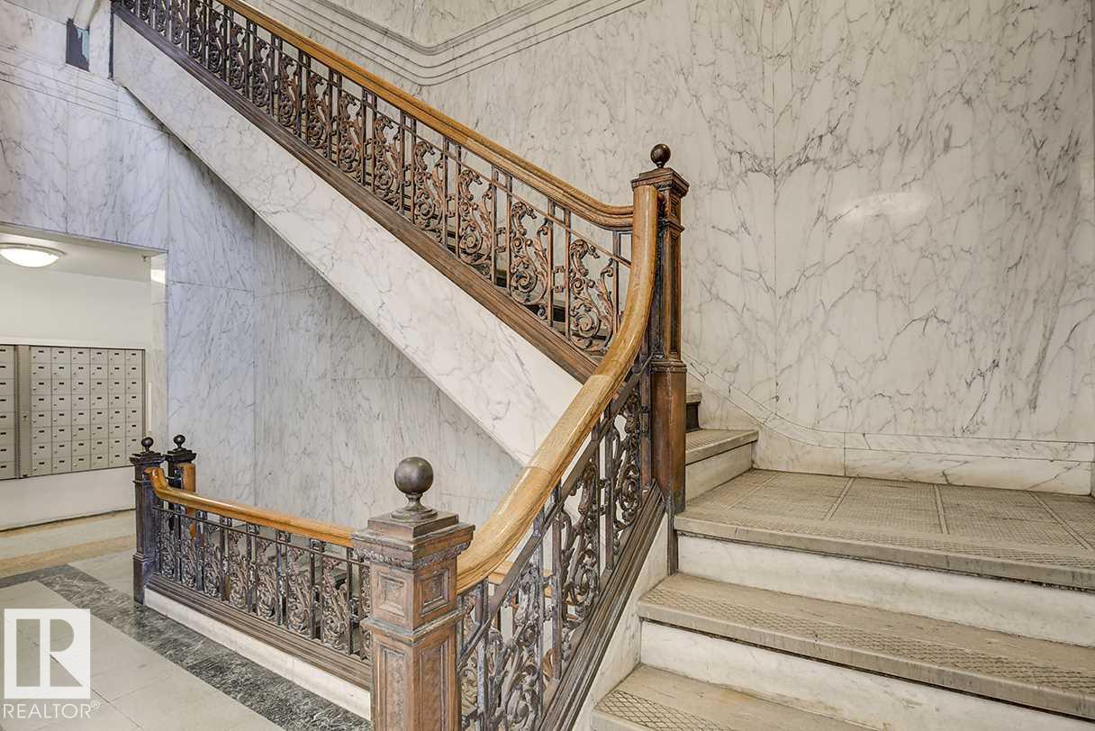 #808 10134 100 ST NW - 46