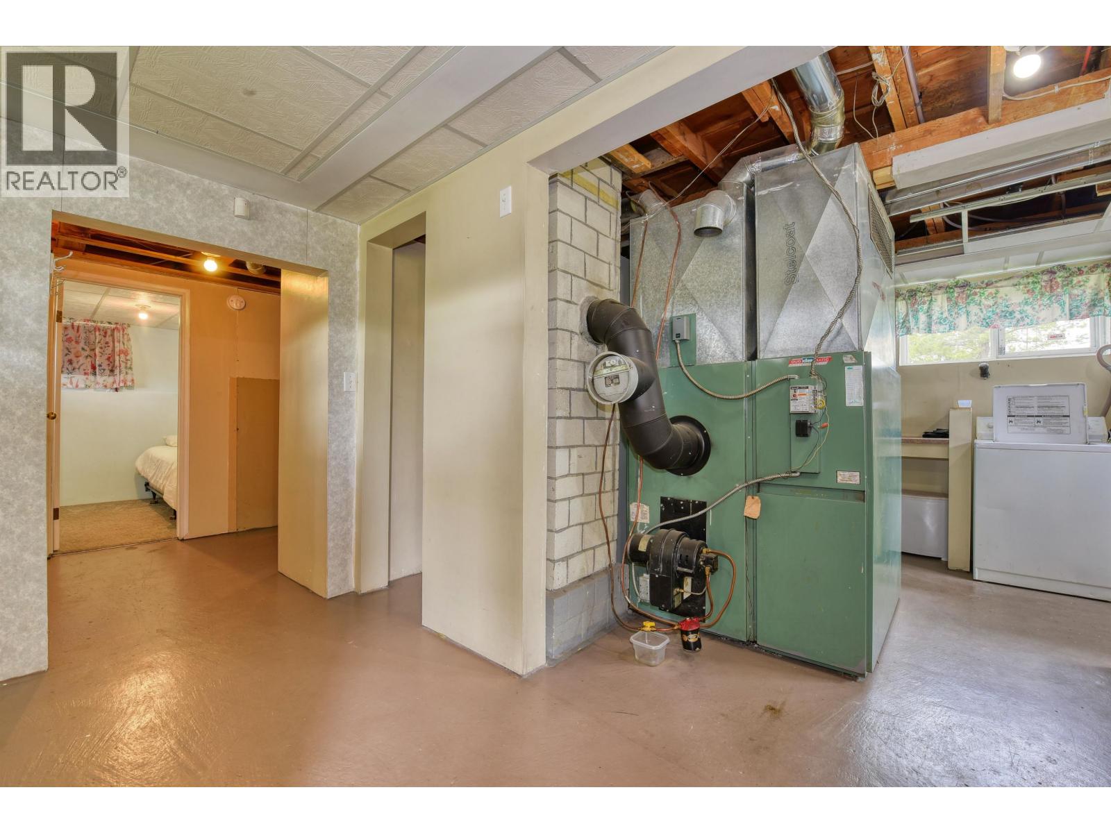 2752 ENTERPRISE ROAD - 12
