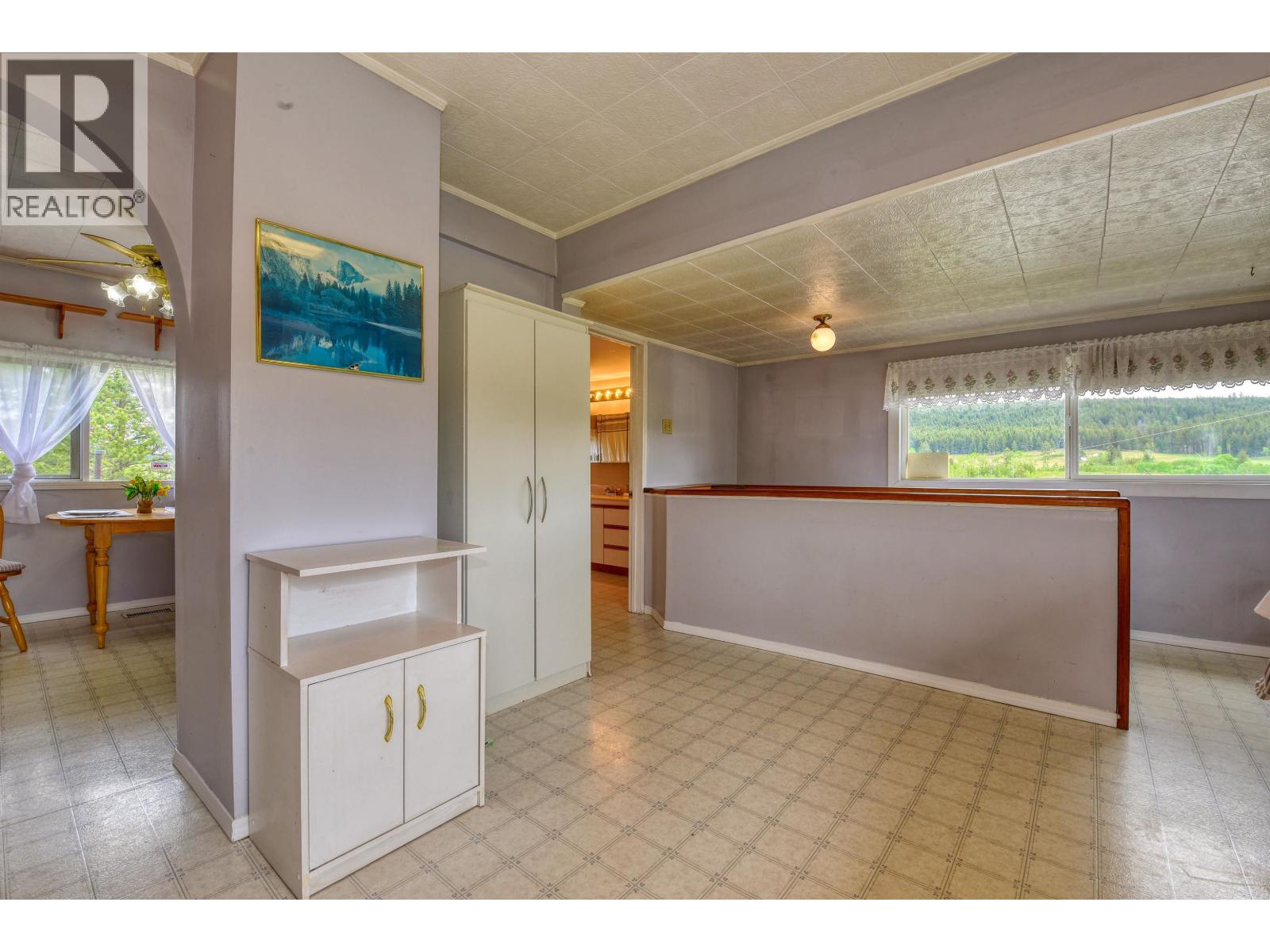 2752 ENTERPRISE ROAD - 4