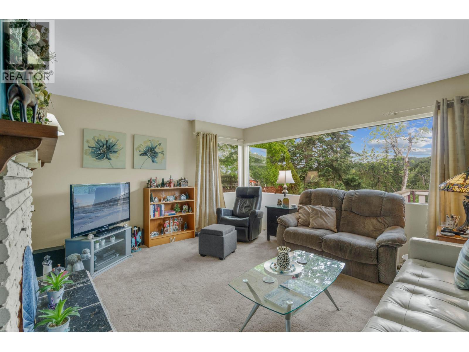 2800 HAMMOND AVENUE - 21