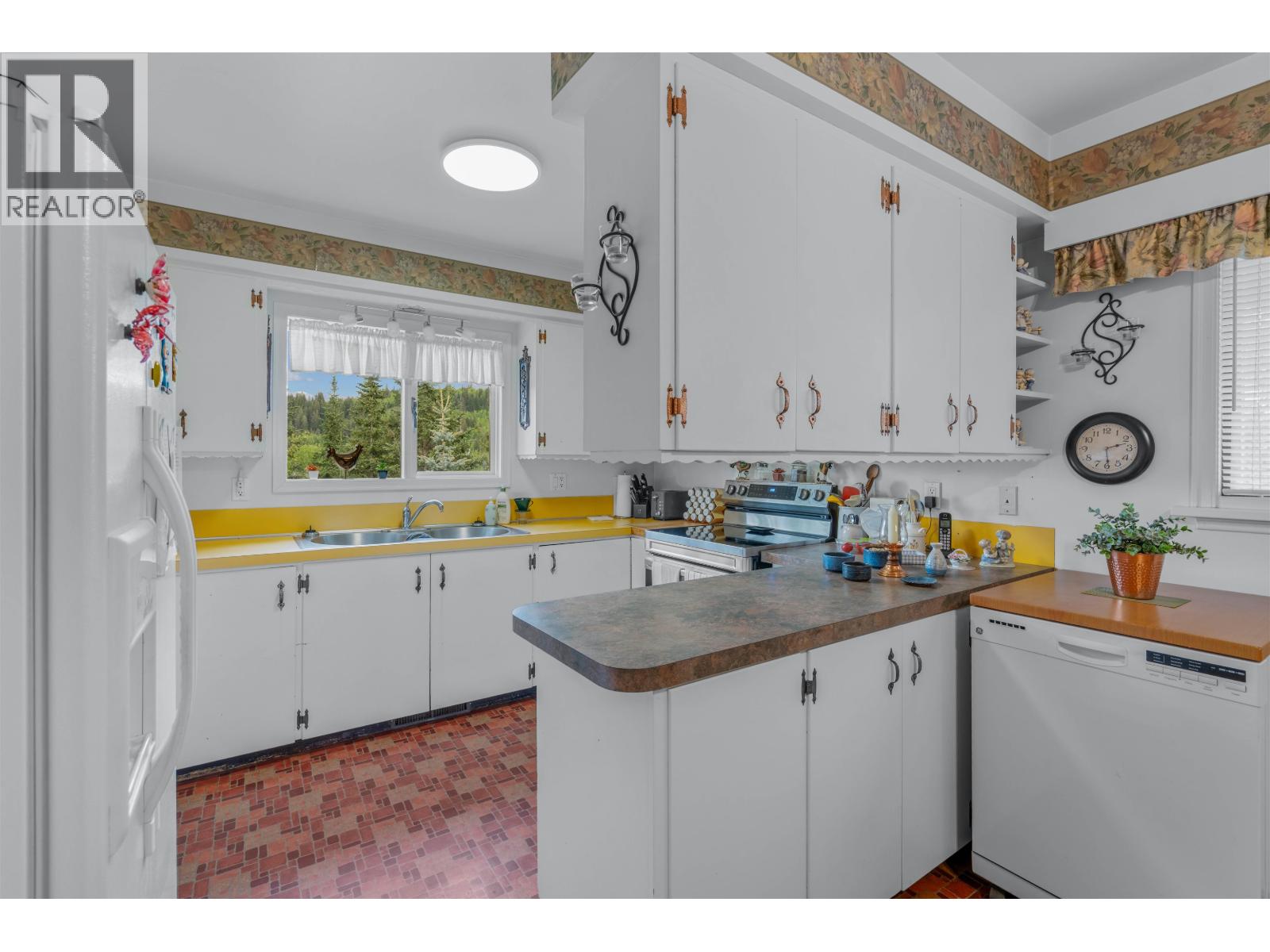 2800 HAMMOND AVENUE - 25