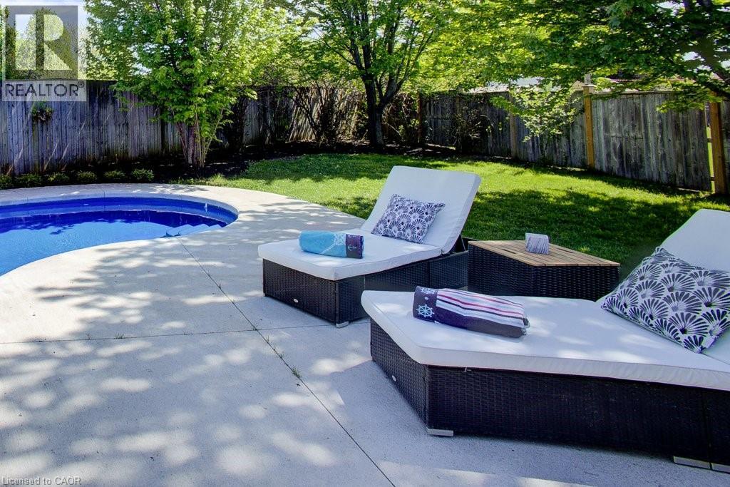 22 MULLIN Drive - 39