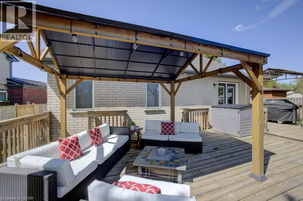 22 MULLIN Drive - 33