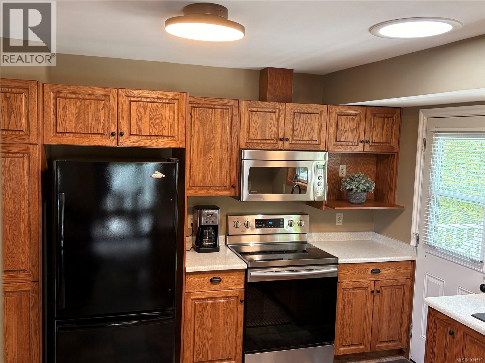 1751 Burnham Rd, Cobble Hill