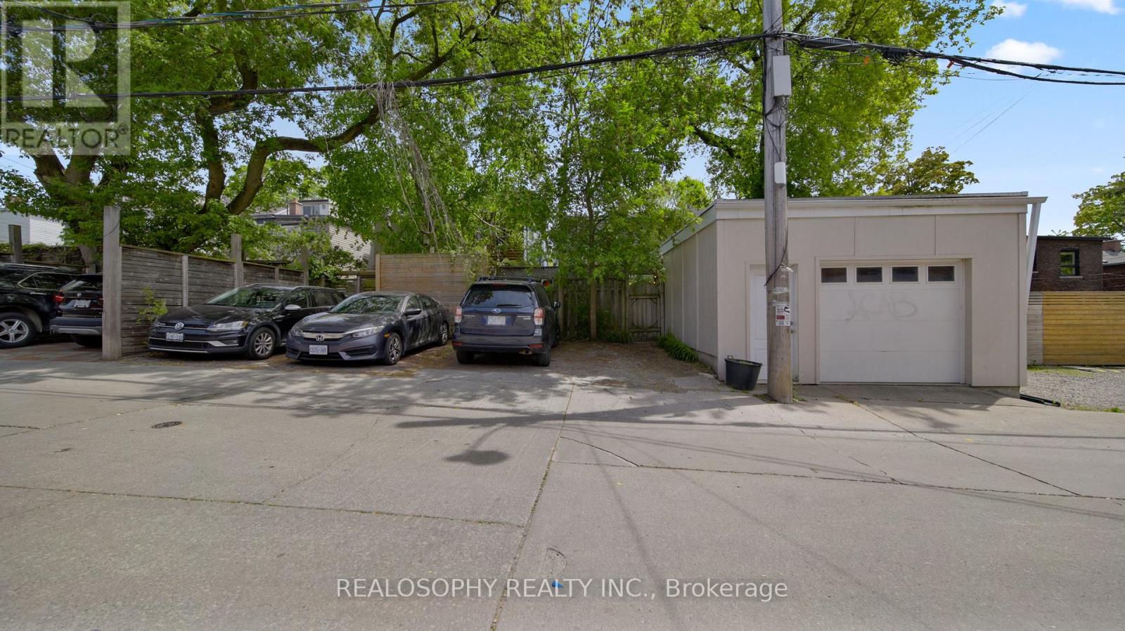 118 IVY AVENUE - 38