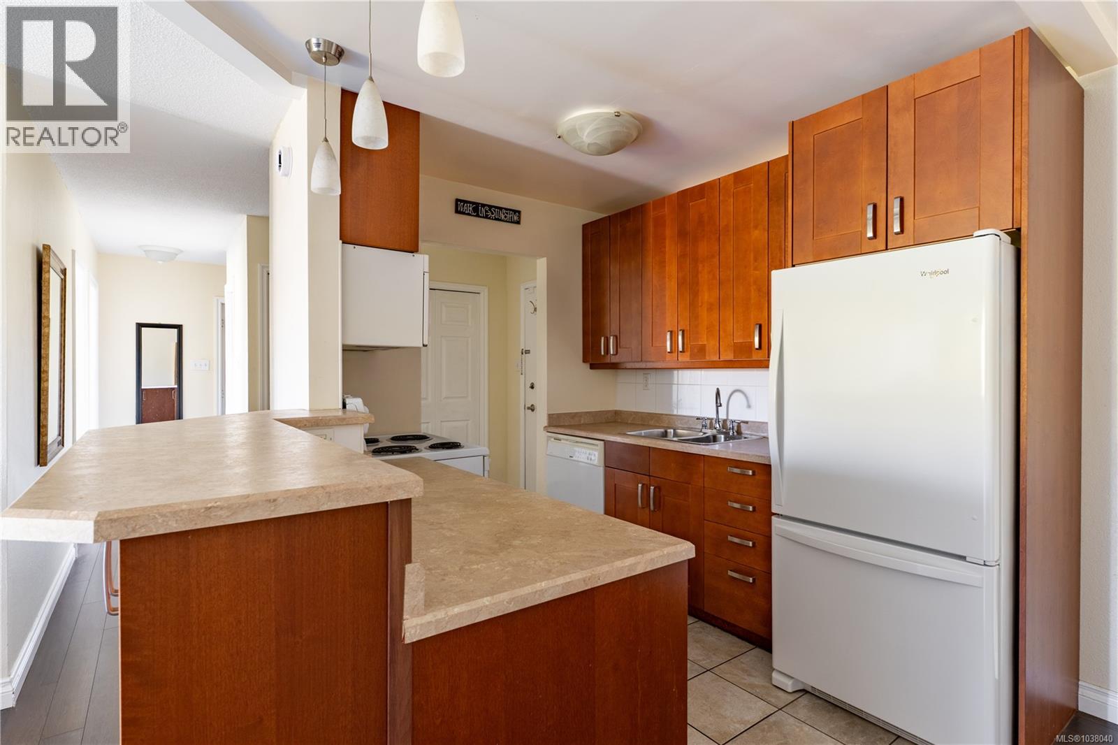 #220 1870 McKenzie Ave - 8