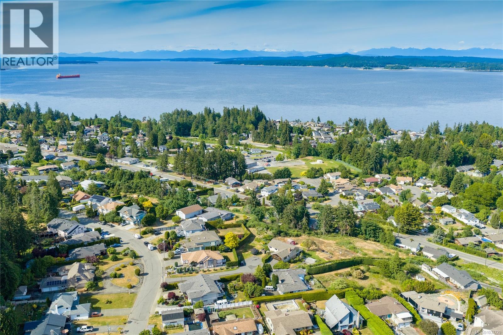 9921 Echo Hts, Chemainus
