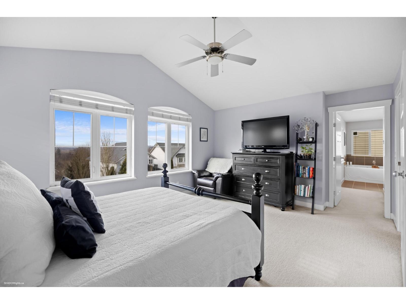 4 Bed, 4 Bath House for Sale in Surrey – 7016 178 STREET, Surrey – MLS# R3125848 - Image 9