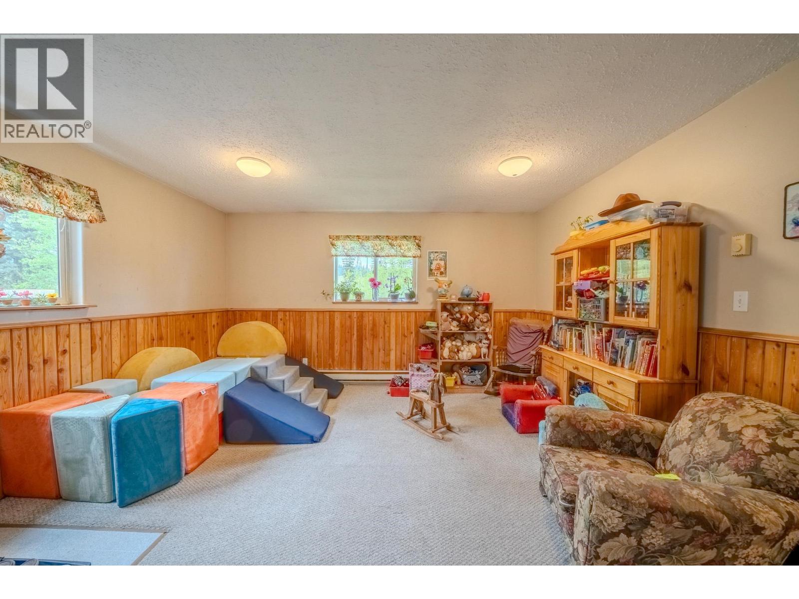 1449 ENRIGHT ROAD, McLeese Lake