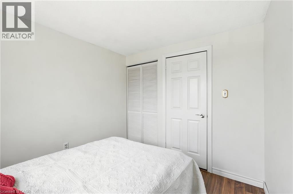 144 BELLINGHAM Drive - 22