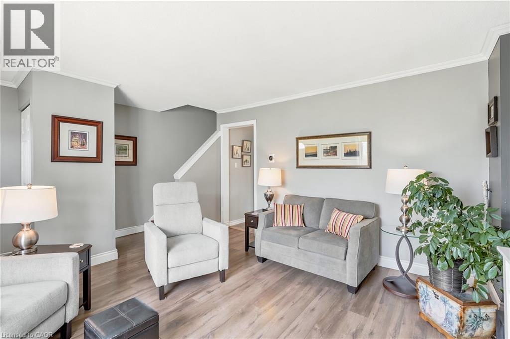 144 BELLINGHAM Drive - 10