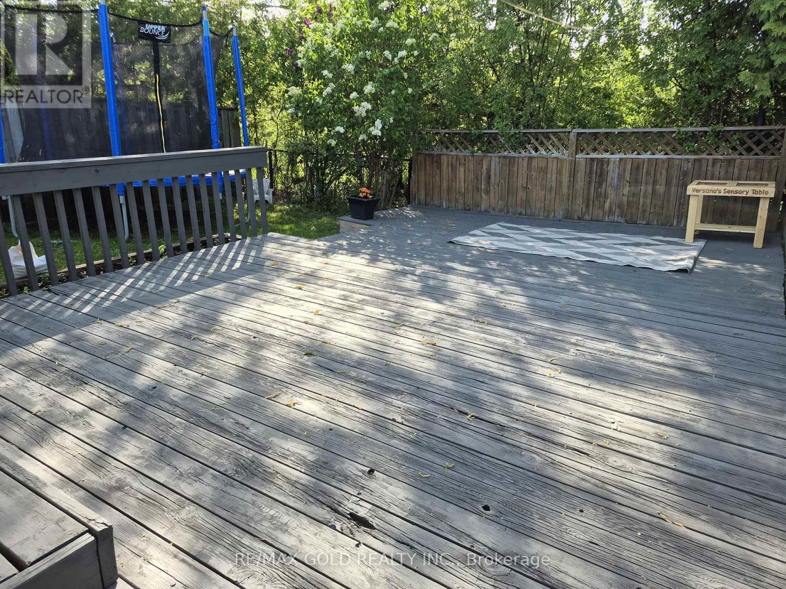128 MARTINDALE CRESCENT - 43