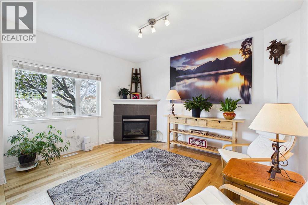 144 Simcoe Place SW - 4