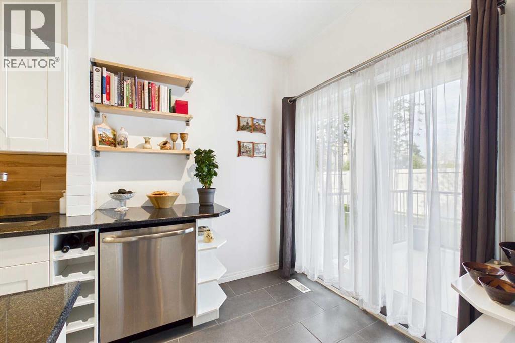 144 Simcoe Place SW - 15