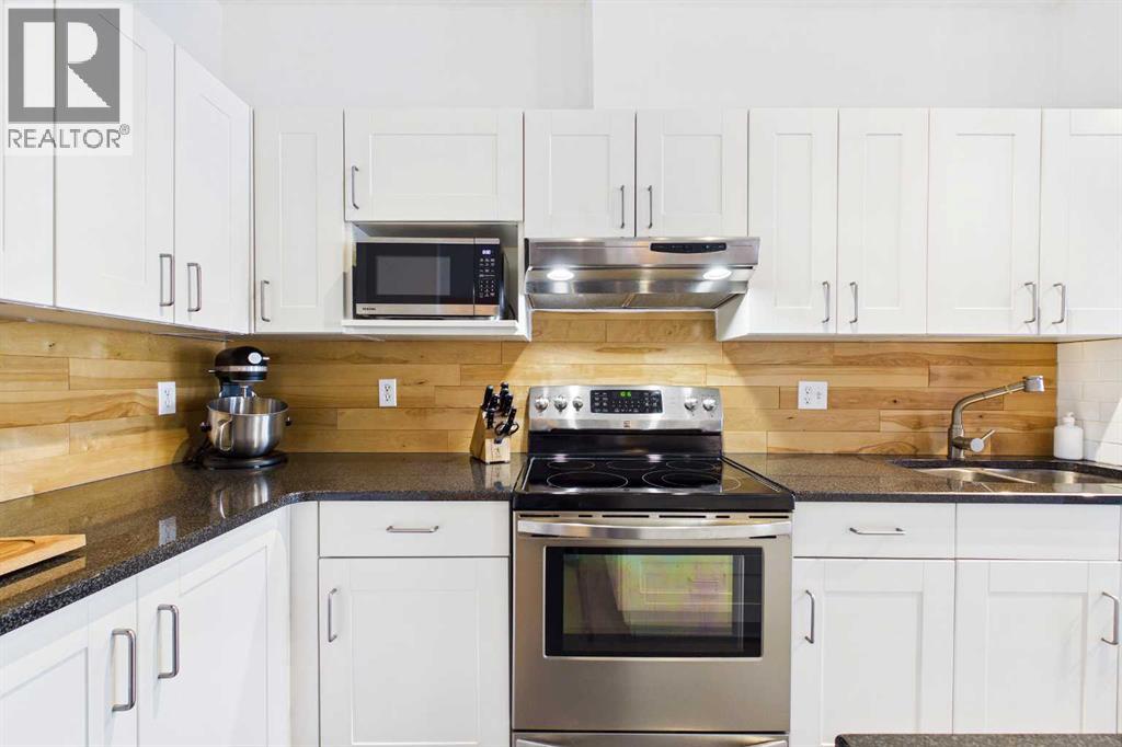 144 Simcoe Place SW - 9