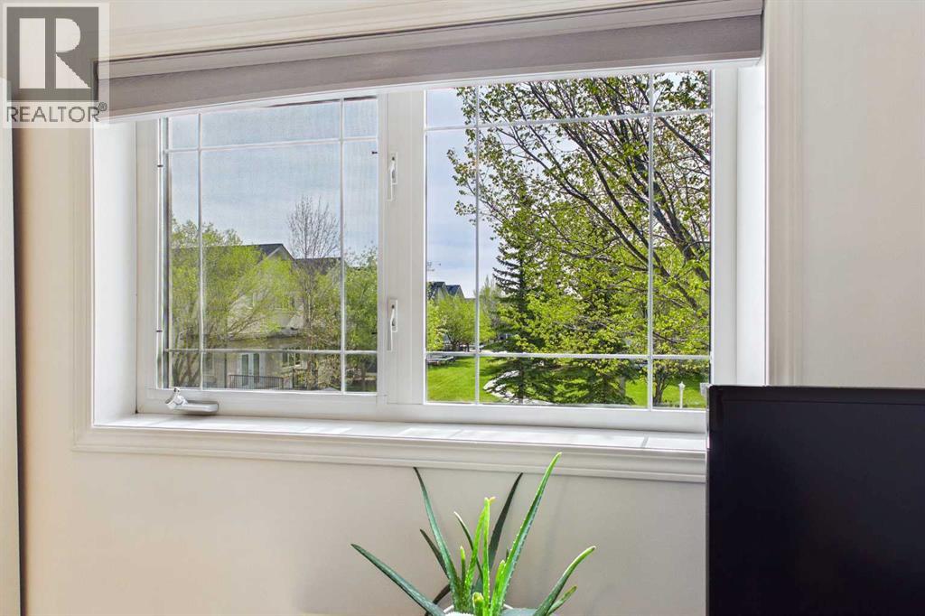 144 Simcoe Place SW - 24
