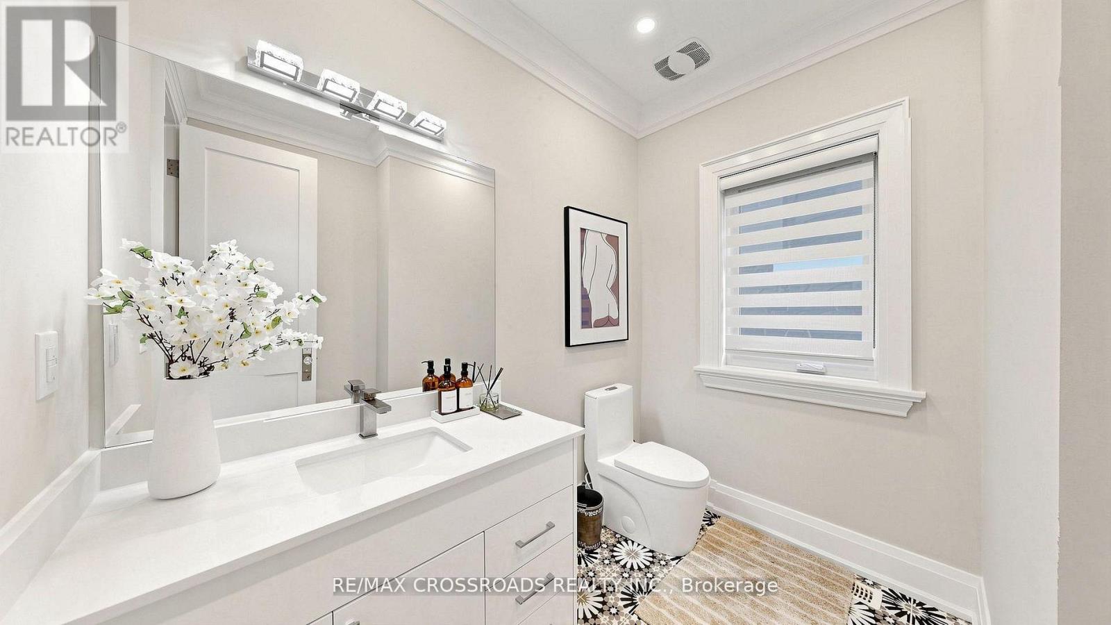 1427 ROSEBANK ROAD - 16
