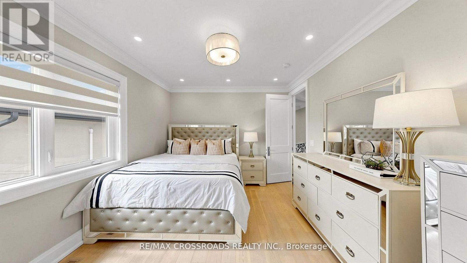 1427 ROSEBANK ROAD - 26