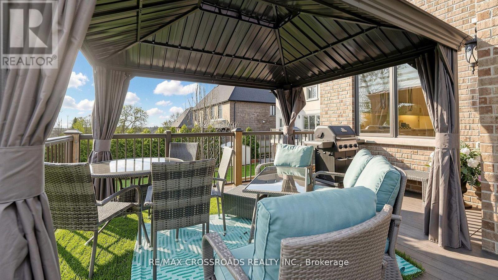 1427 ROSEBANK ROAD - 49