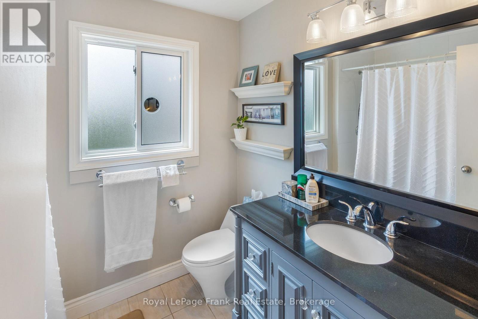 68 BURLING PLACE - 27