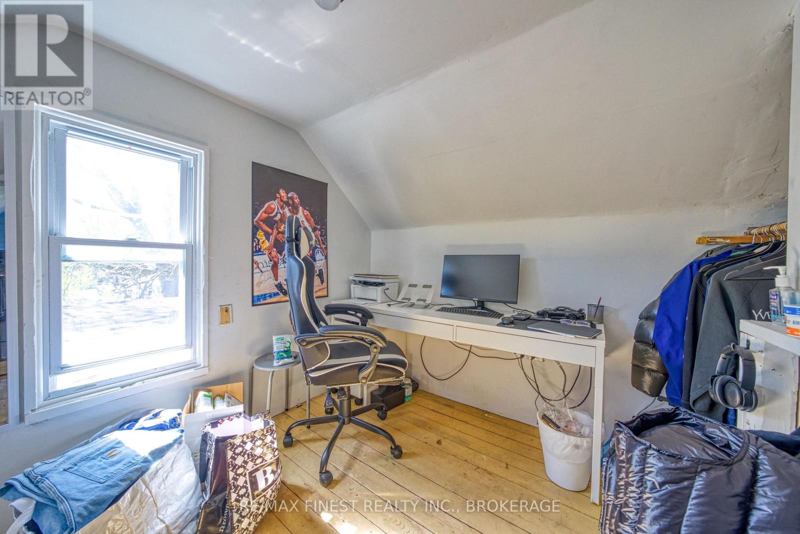216 ALFRED STREET - 8