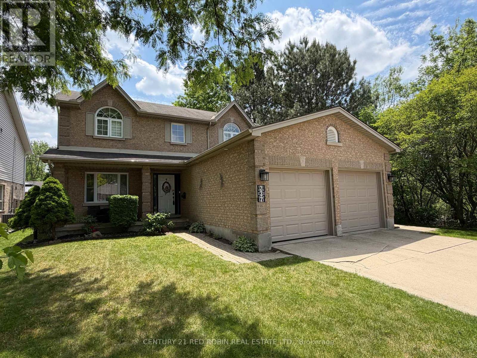 232 THORNE DRIVE