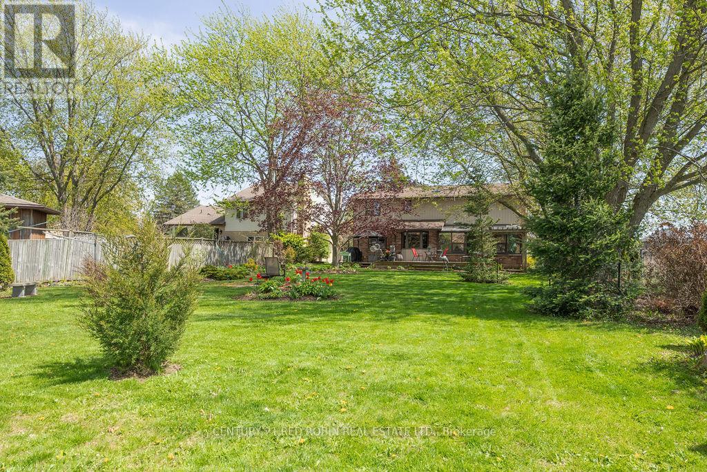 110 ROE STREET - 37