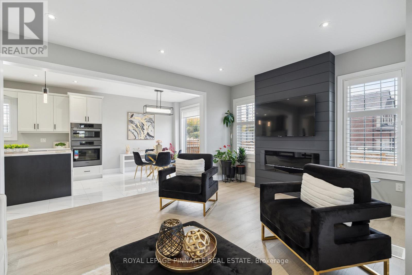 77 WALKERS BOULEVARD - 19
