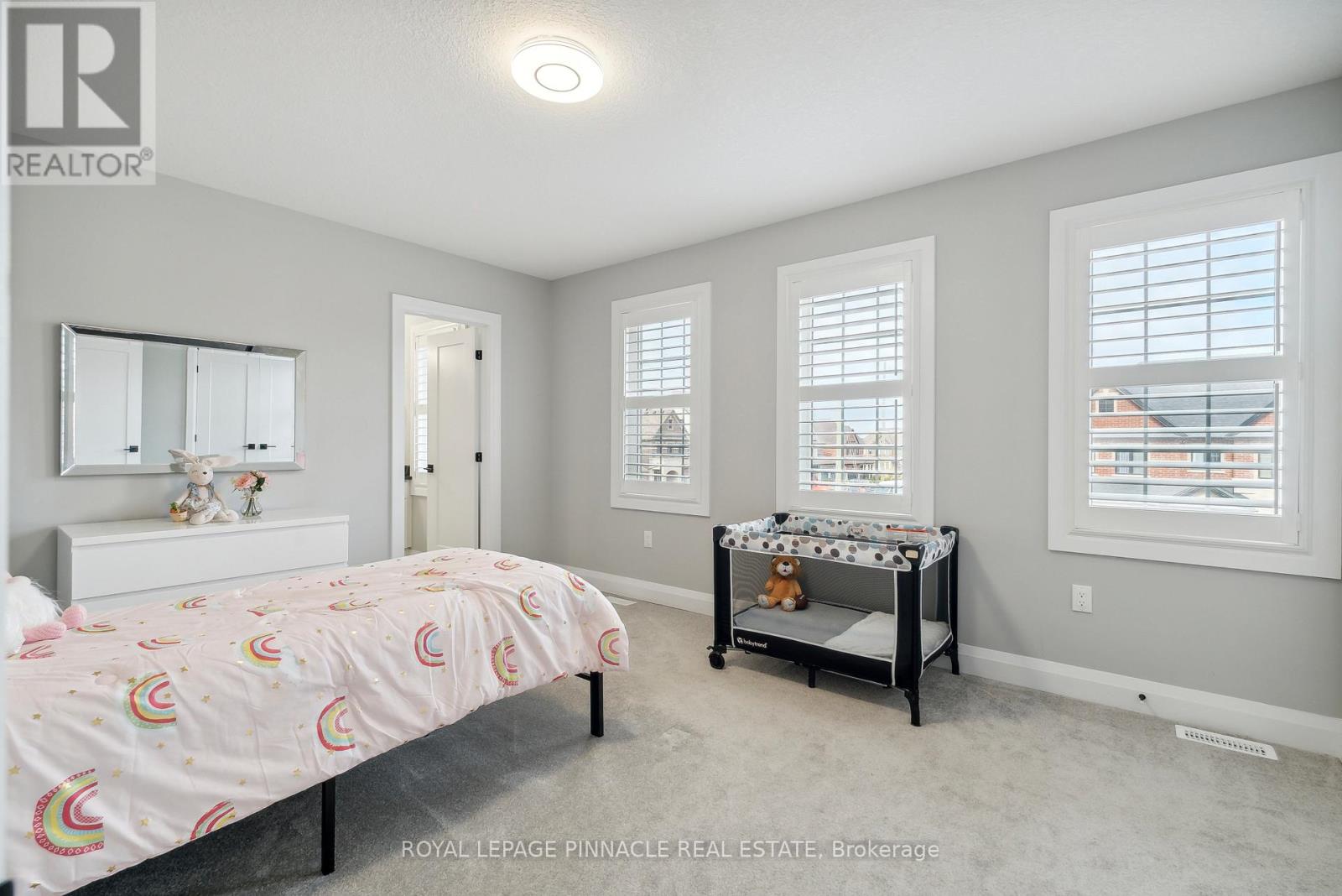 77 WALKERS BOULEVARD - 27