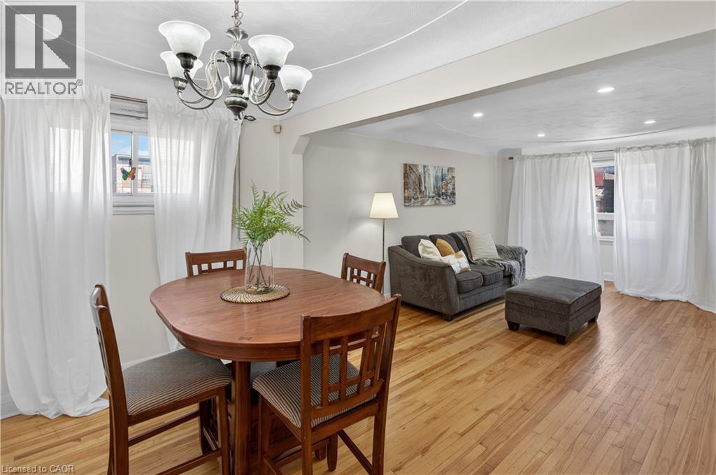 199 STIRTON Street - 7